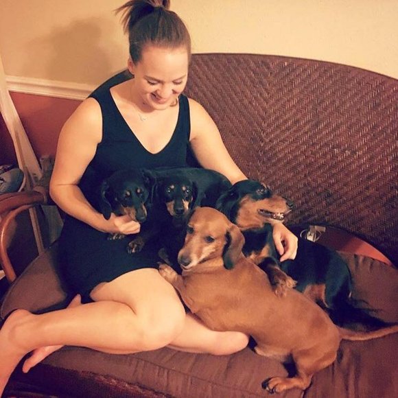 Meet your Posher, Paige ๐ - Picture 2 of 3